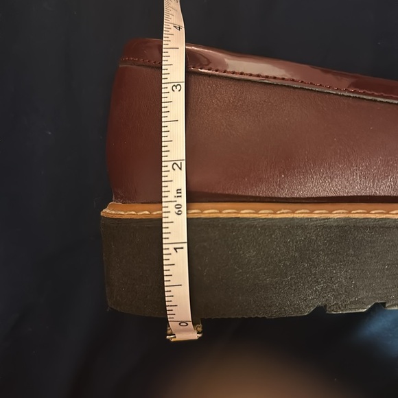 🍏 3 for $25 // Naturalizer 8W Burgundy Loafers - Picture 6 of 6